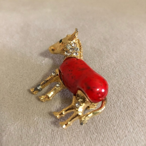 Vintage Gold Tone Green Jewel Eyed Donkey Pin - Picture 6 of 7